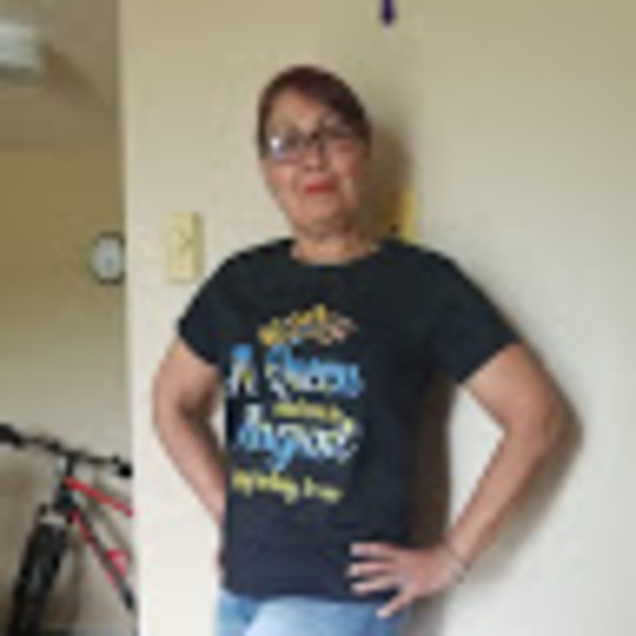 Meet your Posher, Myrna - Picture 1 of 1